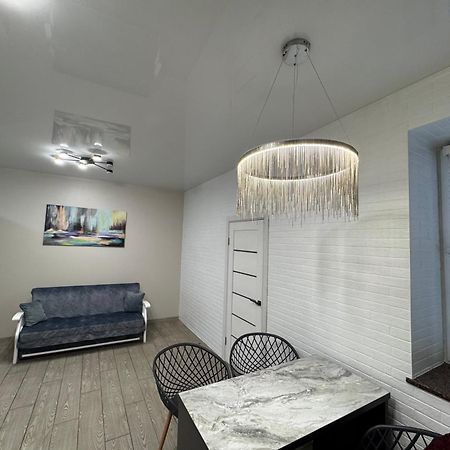 Lux Apartment & Центр,Жк Театральний Rivne Exterior photo