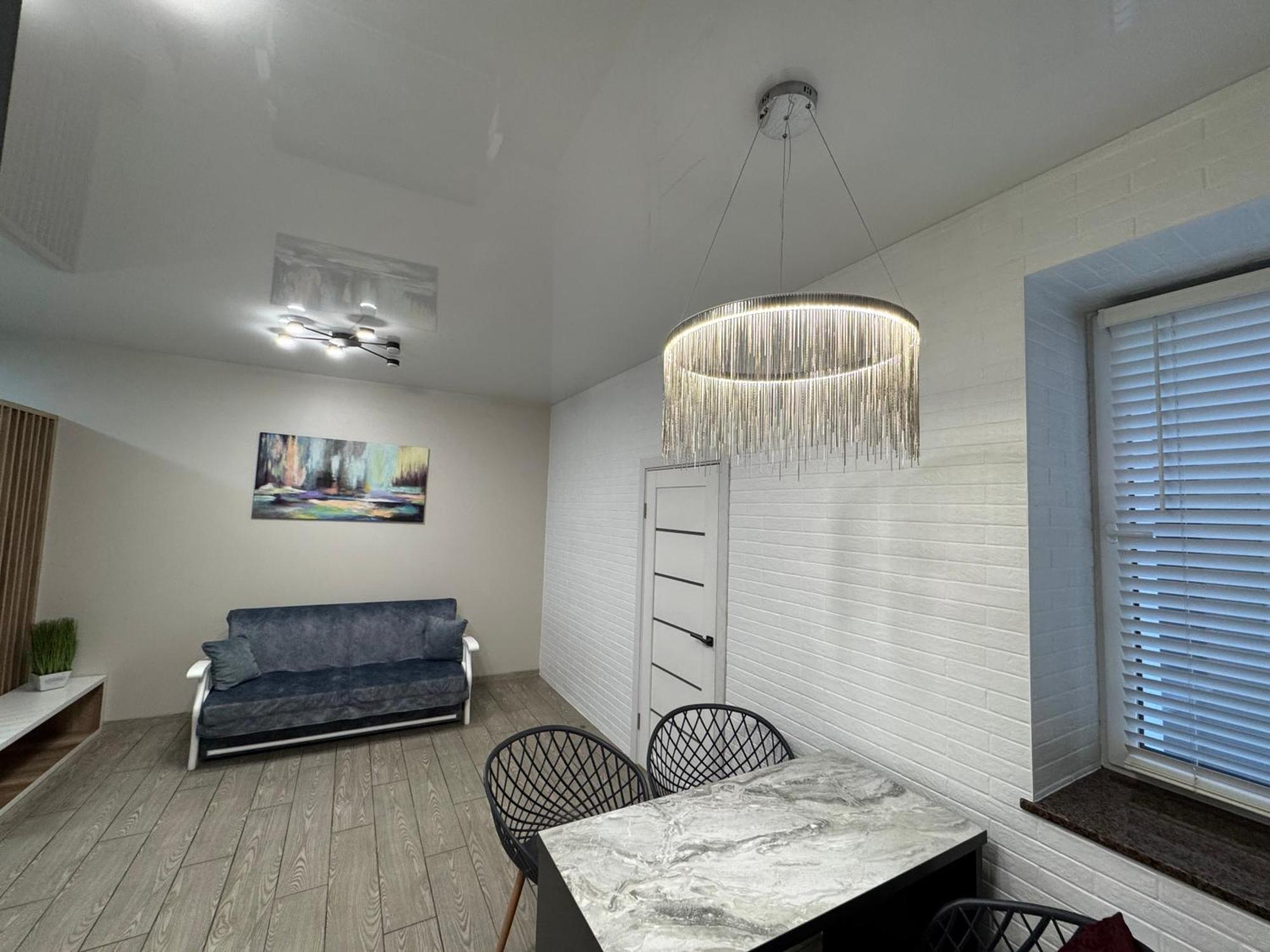 Lux Apartment & Центр,Жк Театральний Rivne Exterior photo
